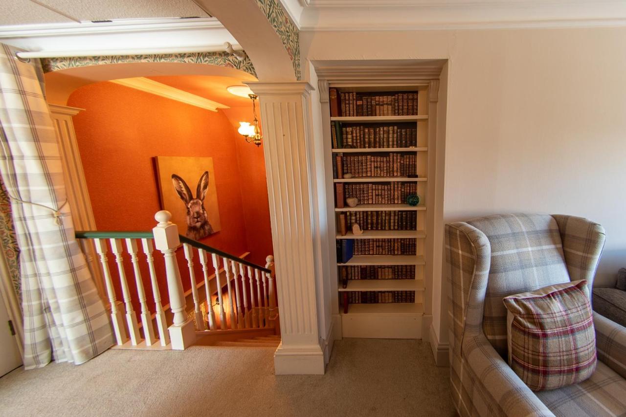 3, The Dolphin, 49 Quay Street - Stunning Apartment - Quintessential - Quay Views - Sleeps 2-4 People Newport  Exterior foto