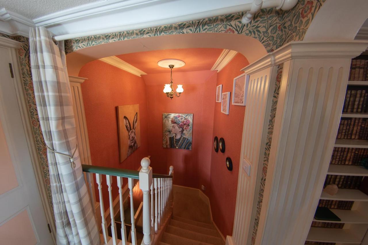 3, The Dolphin, 49 Quay Street - Stunning Apartment - Quintessential - Quay Views - Sleeps 2-4 People Newport  Exterior foto